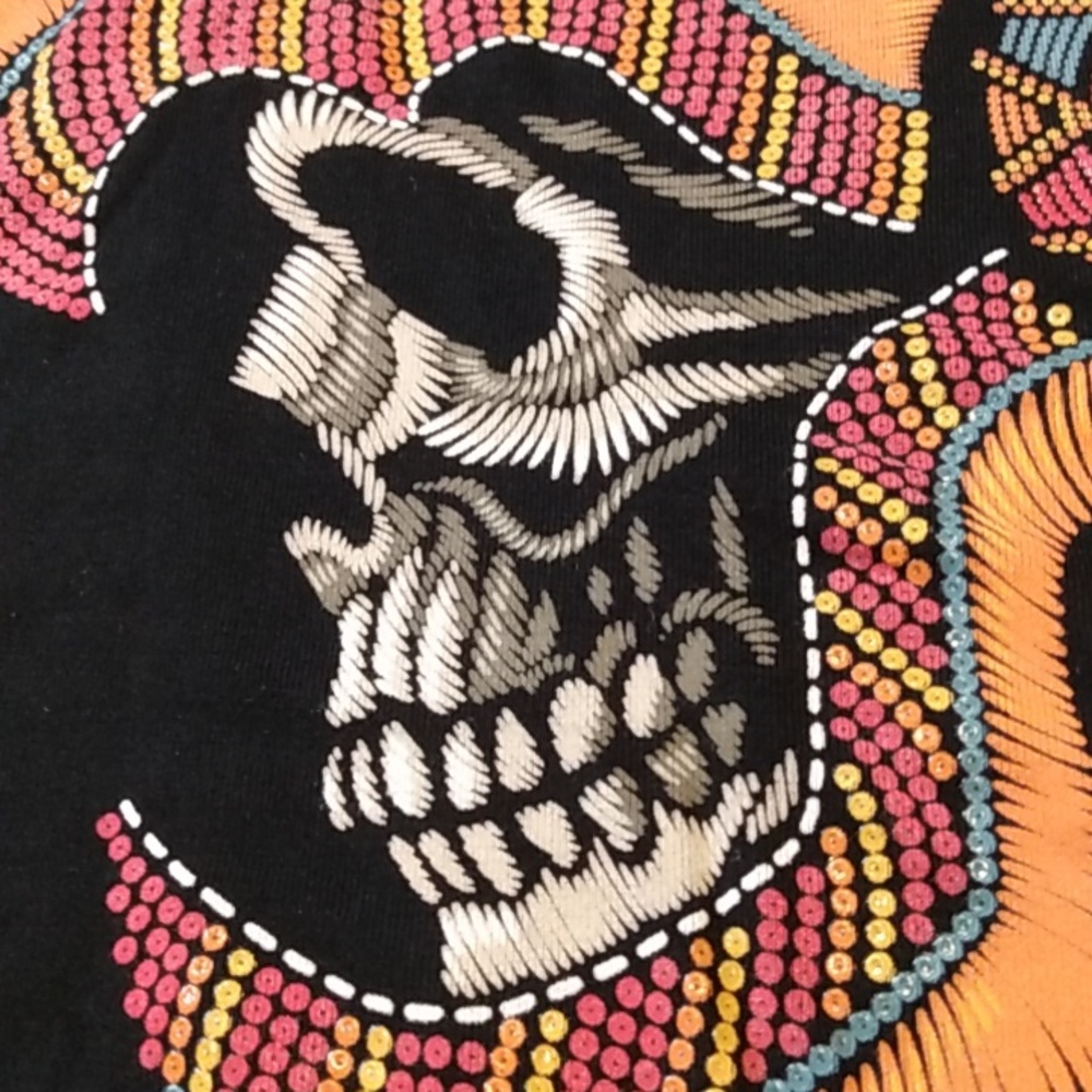 AY Guey!‎ The Hawk Warrior NWT Short Sleeve Tee Small - Picture 6 of 9